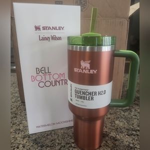 NIB Lainey Wilson X Stanley